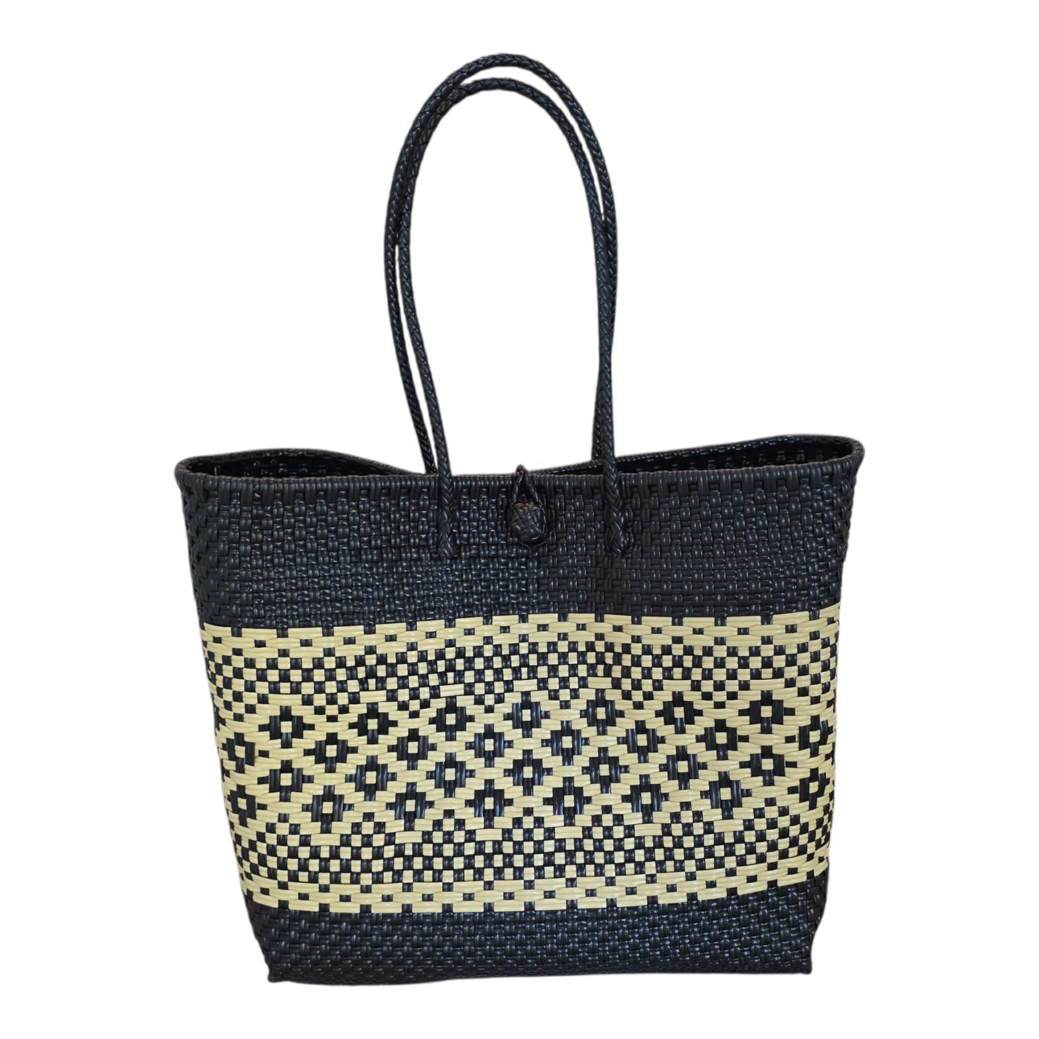 BATIK Market Day black