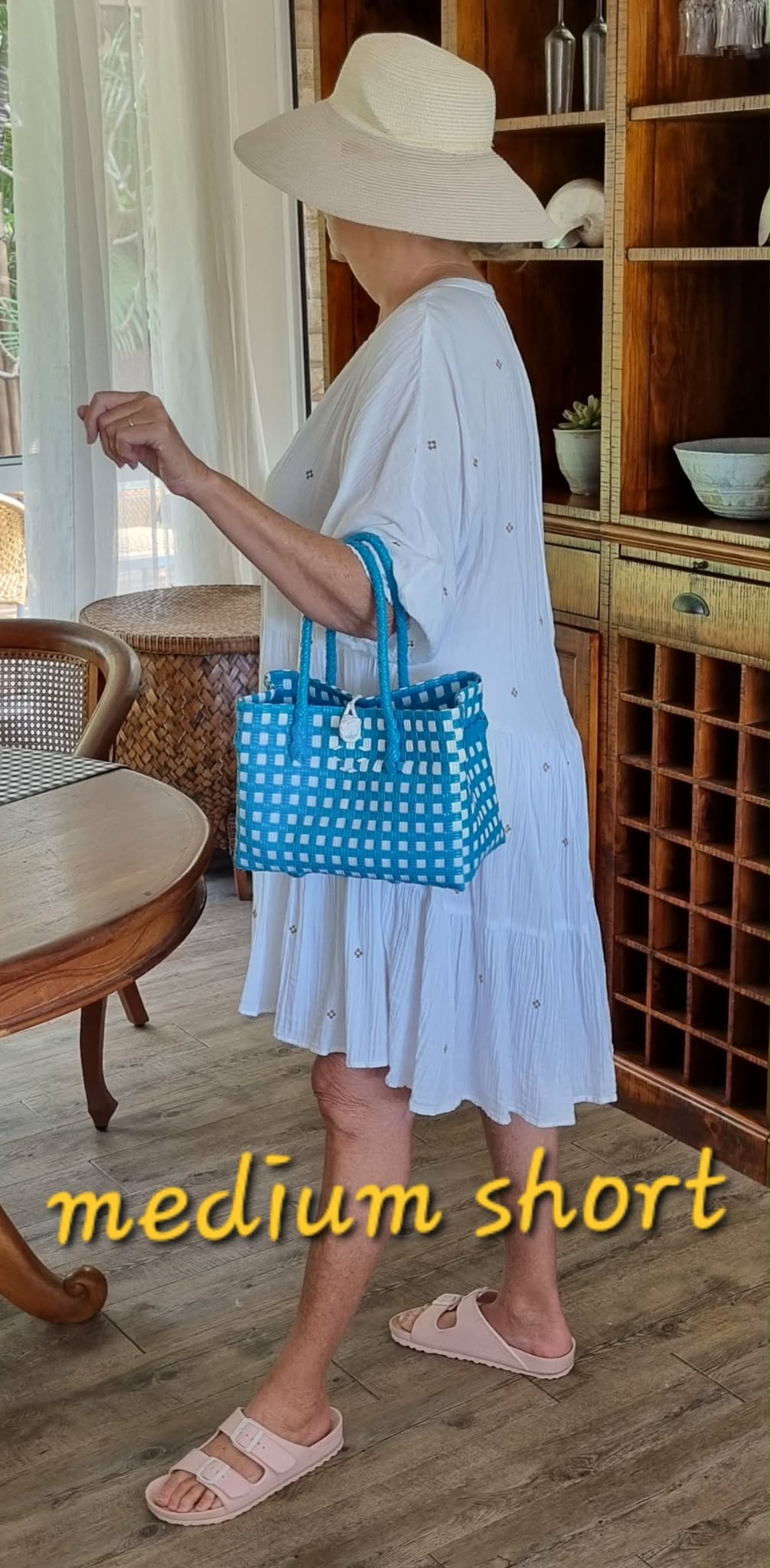 Sophie Medium Short Jali