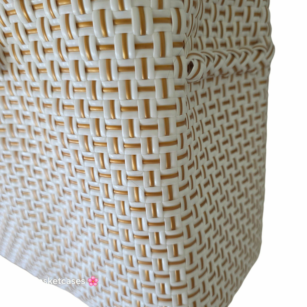 Goldie  Bamboo Handle