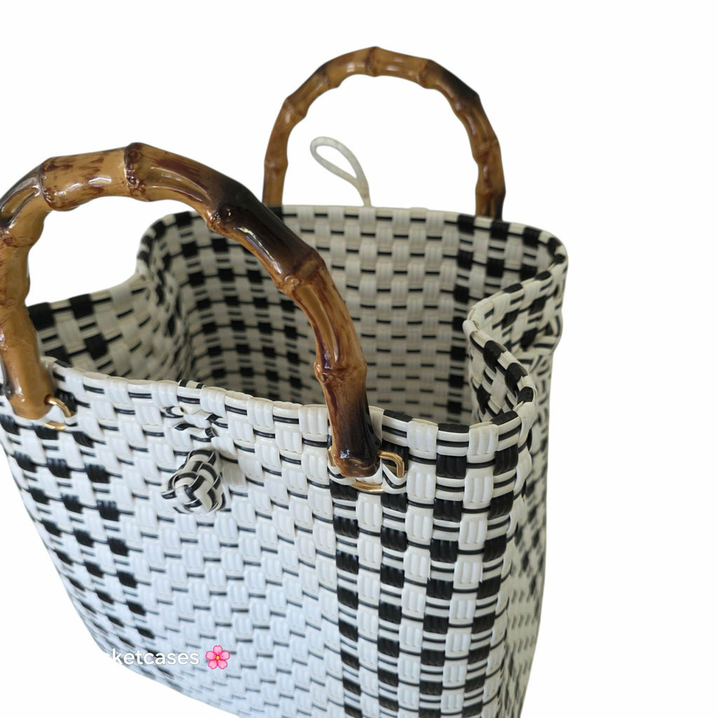 Sabrina    Bamboo Handle