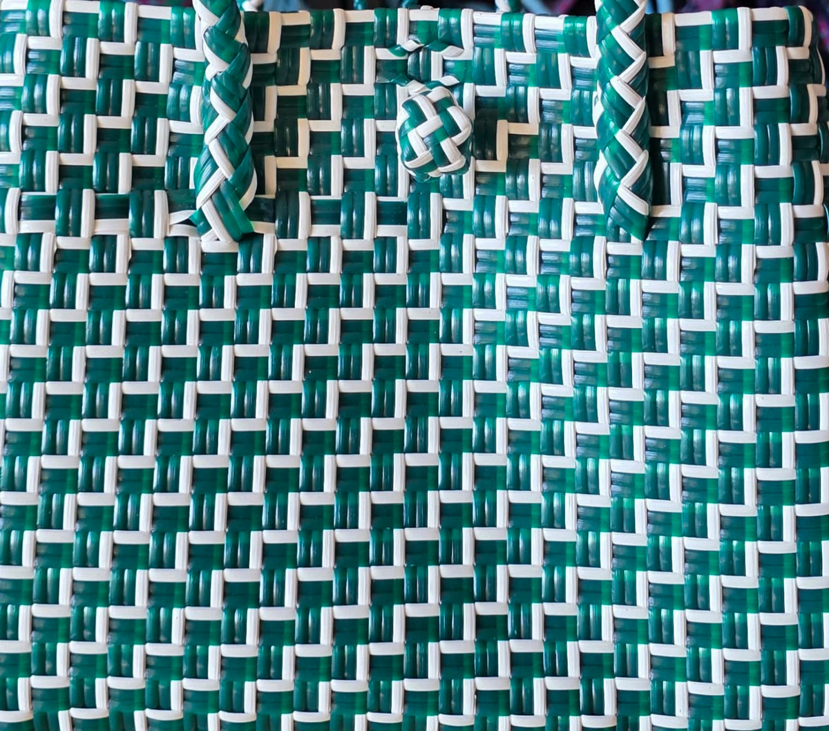 Clover Medium short