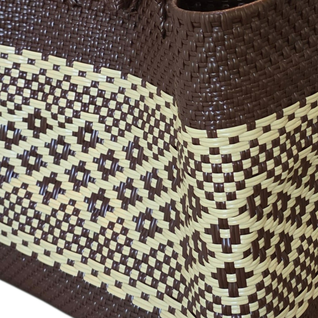 MARKET DAY brown Batik