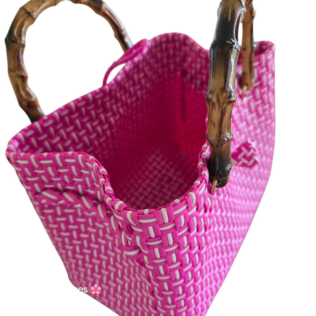 Sassy medium short Bamboo handle