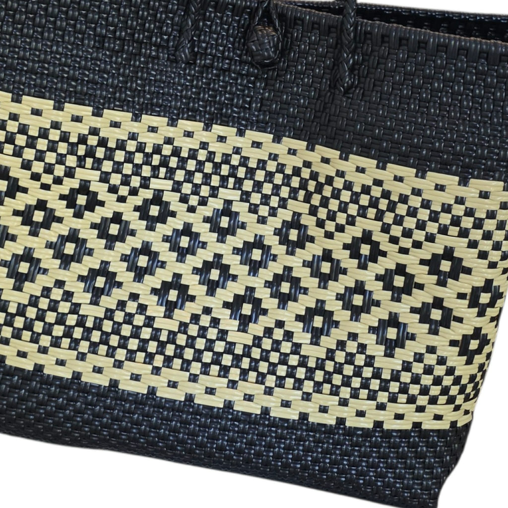 BATIK Market Day black